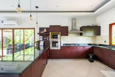 Surin villa by Pattara – Fotos 10